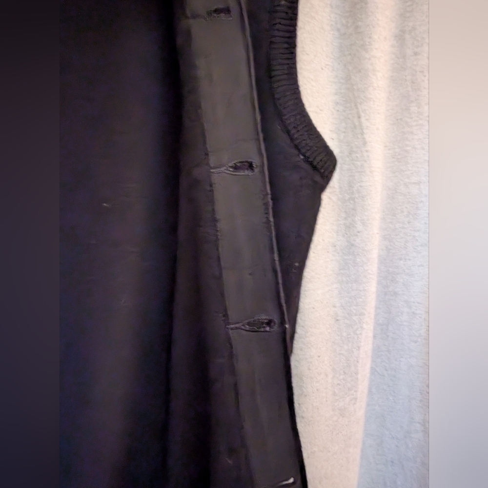VINTAGE Prep 💯 Wool Button Up Vest - Picture 4 of 7